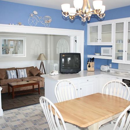 Coast Village Inn And Cottages Wells Room photo