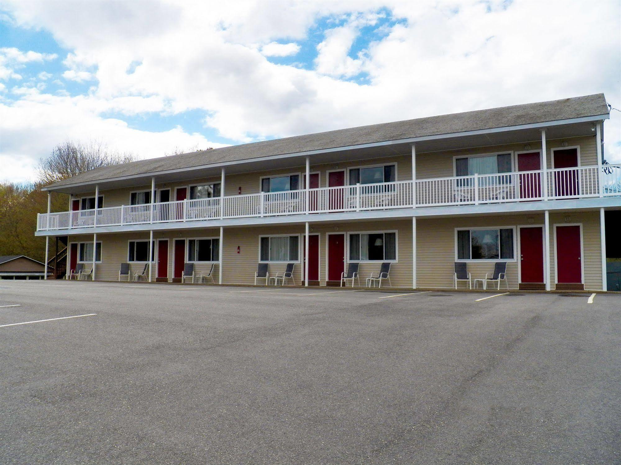 Coast Village Inn And Cottages Wells Exterior photo